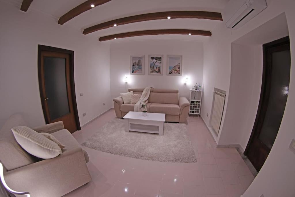 Loft The Balcony In Sorrento Centre Apartamento Exterior foto